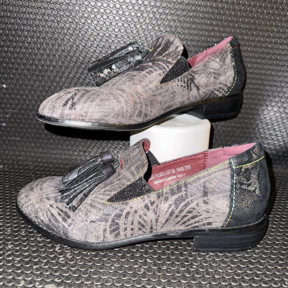 L'artiste by Spring Step Klasik Fronds Gray Metallic Tassel Loafers Womens 5.5-6